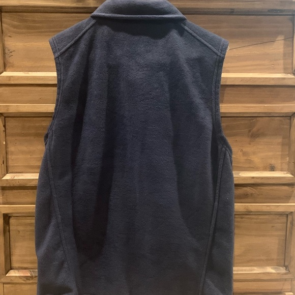 Mens Columbia Vest - Picture 2 of 4